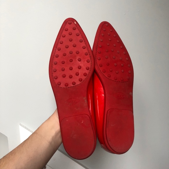 Tod's Orange Patent Leather Pointed Ballet Flats - Picture 4 of 4